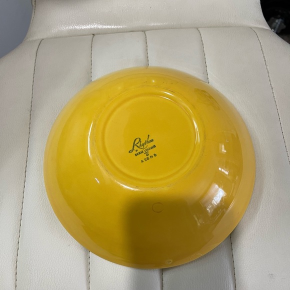 Rhythm Serving Bowl By Homer Laughlin - Picture 2 of 3